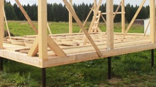 Сарай на винтовых сваях или хозблок на сваях Пугачёв цена от 2591 руб. / шт.