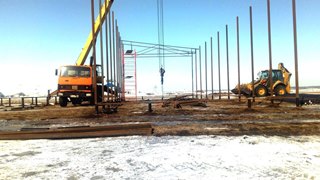 Аренда экскаватора погрузчика с ямобуром в Пугачёв цена от 1587 руб