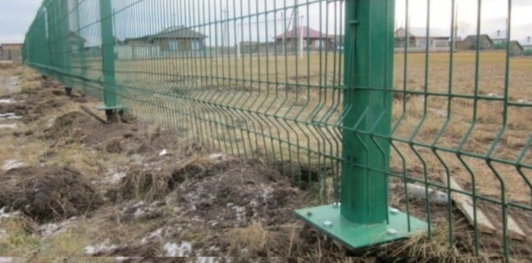 Купить сваи для ограждения от производителя в Пугачеве от 1428 руб: низкая цена, быстрая установка